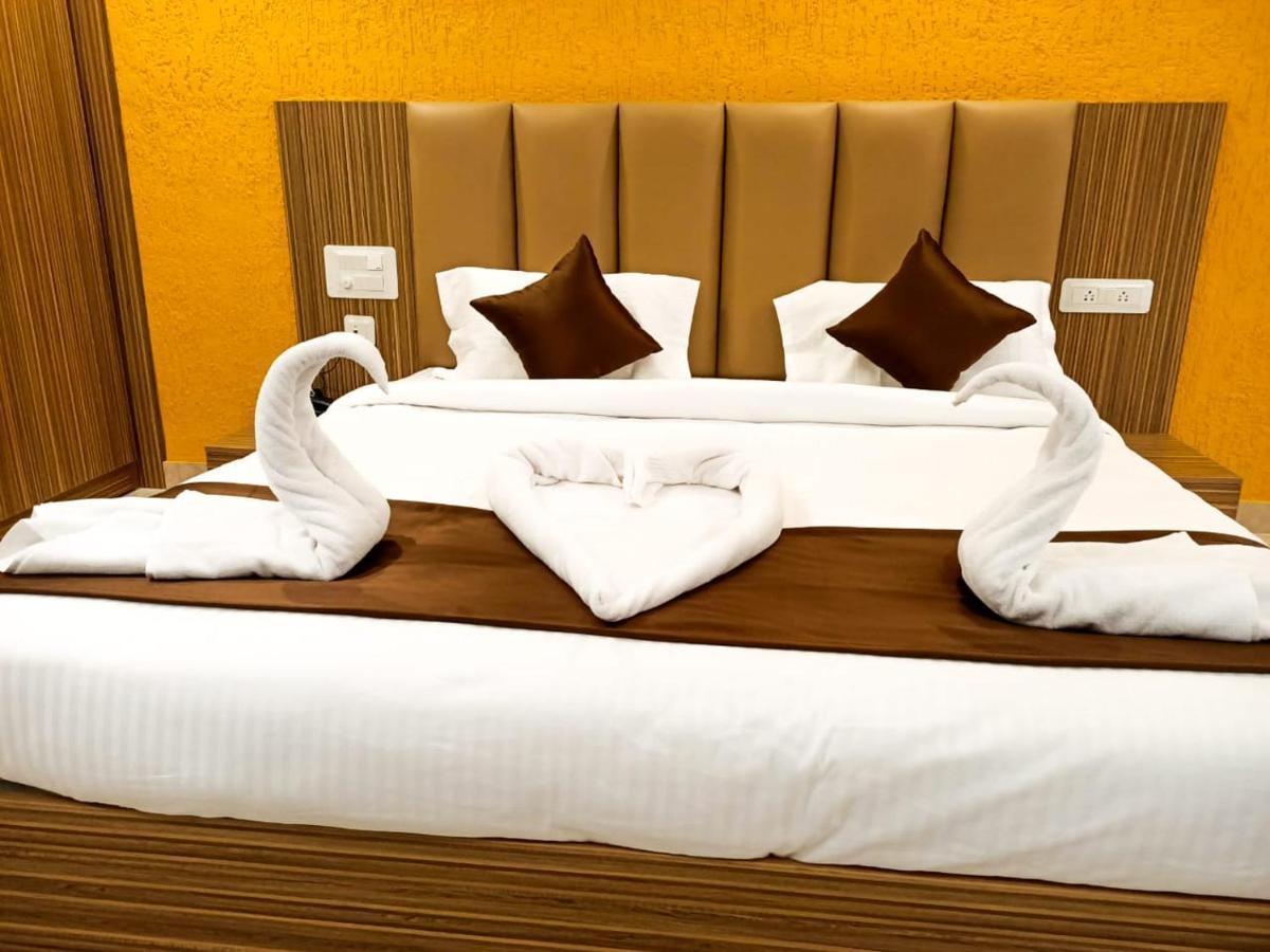 Hotel Maitri Mysore Exterior foto