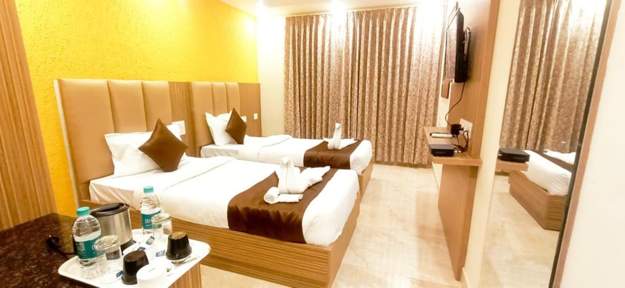 Hotel Maitri Mysore Exterior foto